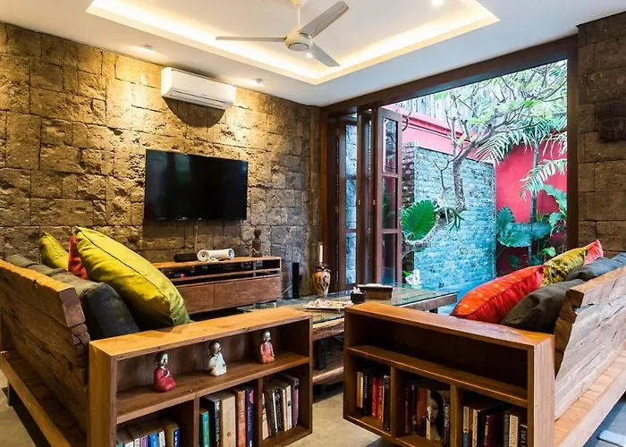6 Bdr Boutique In Heart Of Вилла *
